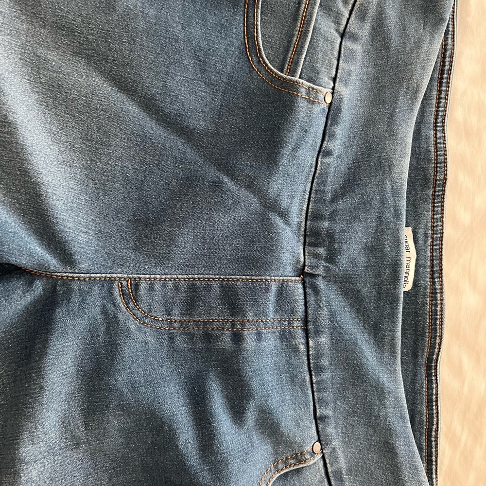 Denim maternity shorts - Picture 2 of 2